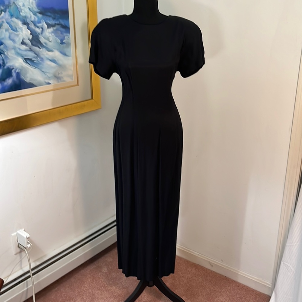 Formal midi black dress wish white bow on back zip up, size 8, CDC brand